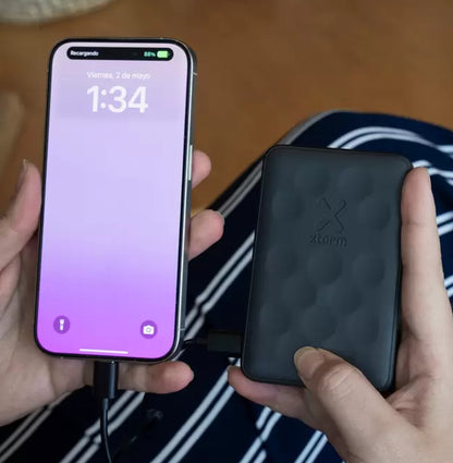 Xtorm Power Bank Magnética Inalámbrica 5,000 mAh DUO 2 Carga Magnética Superfuerte USB-C Portátil con Indicador LED MagSafe Accesorios Celular Ultra Delgado y Portátil