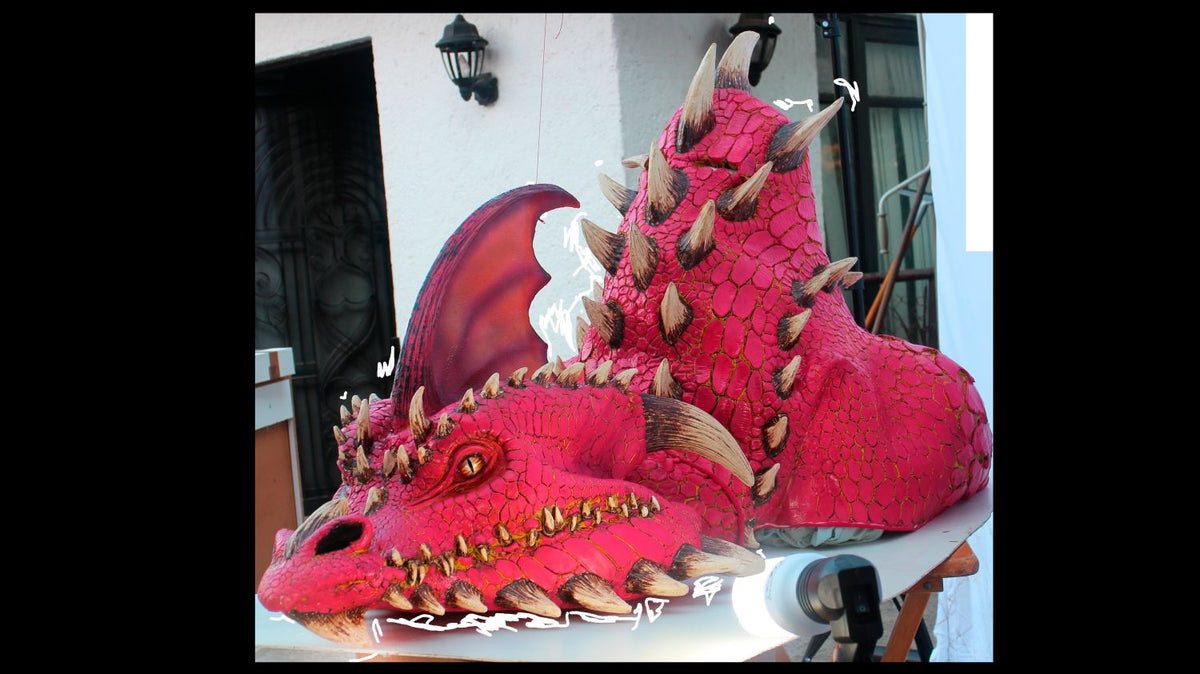 Máscara Ember Rojo Dragón Ghoulish - Disfraz de Látex para Halloween y Día de Muertos