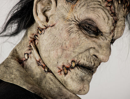 Máscara Frankenstein Gris Ghoulish - Disfraz de Látex, Pelox para Halloween y Día de Muertos