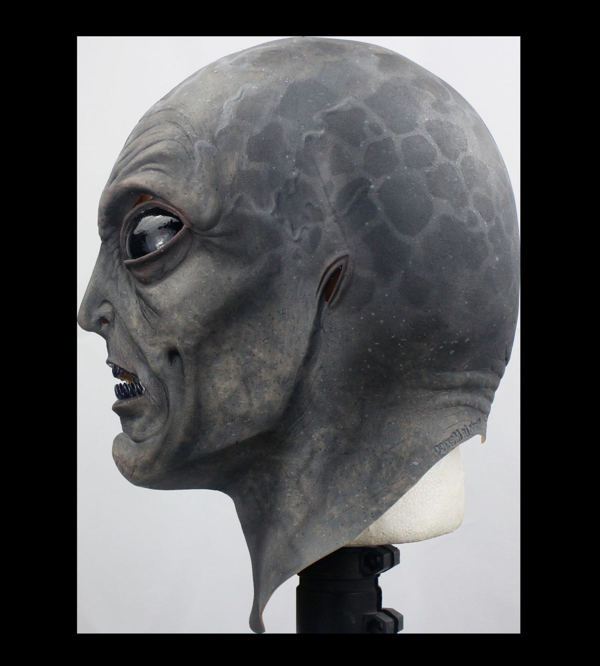 Máscara Malvado Invasor 51 Ghoulish - Disfraz de Látex para Halloween y Día de Muertos