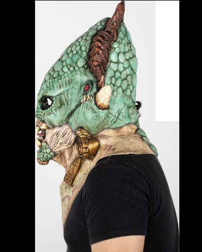 Máscara Quetzalcóatl Ghoulish - Disfraz de Látex para Halloween y Día de Muertos